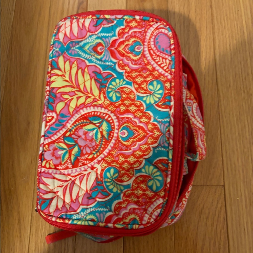 Vera Bradley make up bag